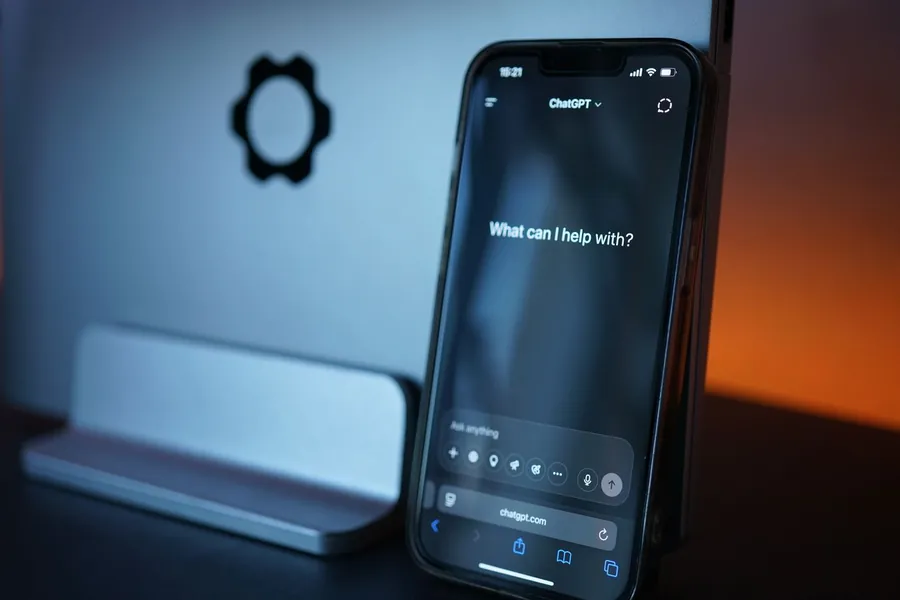 AI chatbot answering a visitor question using semantic search